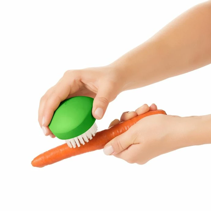 Cheap π Cook With OXO OXO Good Grips Flexible Vegetable Brush β 2 Cook With OXO OXO Good Grips Flexible Vegetable Brush