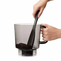OXO Good Grips Coffee Grounds Cleaning Scoop In Grey/Black