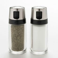 OXO Good Grips Salt Shaker Cook With OXO