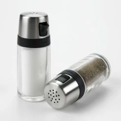 Cook With OXO OXO Good Grips Pepper Shaker