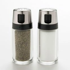 Cook With OXO OXO Good Grips Pepper Shaker