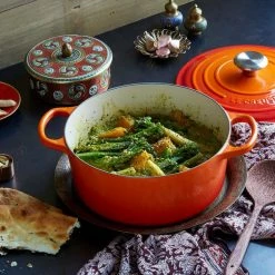 Le Creuset Signature 9 Quart Round Enameled Cast Iron Dutch Oven