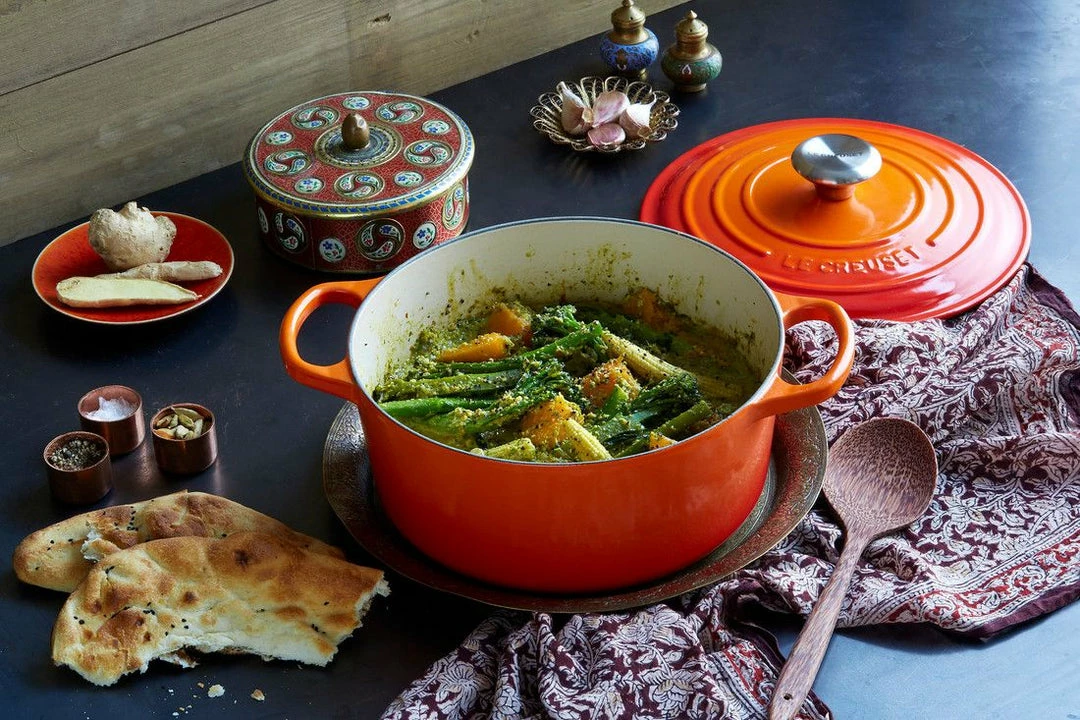 Best Sale 🥰 Le Creuset Signature 13.25 Quart Round Enameled Cast Iron Dutch Oven ⭐ 10 Le Creuset Signature 13.25 Quart Round Enameled Cast Iron Dutch Oven