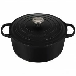 Le Creuset Dutch Ovens Le Creuset Signature 7.25 Quart Round Enameled Cast Iron Dutch Oven