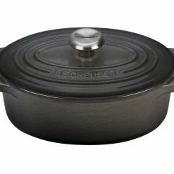 Le Creuset Dutch Ovens Le Creuset Signature 2.75 Quart Oval Enameled Cast Iron Dutch Oven