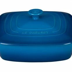Le Creuset Bakeware Le Creuset 2.75 Quart Covered Square Stoneware Casserole