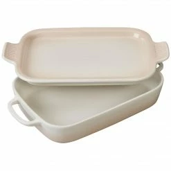 Le Creuset Bakeware Le Creuset 2.75 Quart Heritage Stoneware Rectangular Casserole With Platter Lid