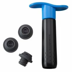 Le Creuset Wine Pump & 3 Stoppers