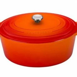 Le Creuset Signature 9.5 Quart Oval Enameled Cast Iron Dutch Oven