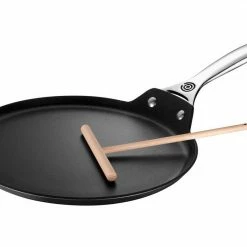 Le Creuset Toughened Nonstick Pro 11 Inch Crepe Pan W/Reateau Le Creuset Skillets & Frypans