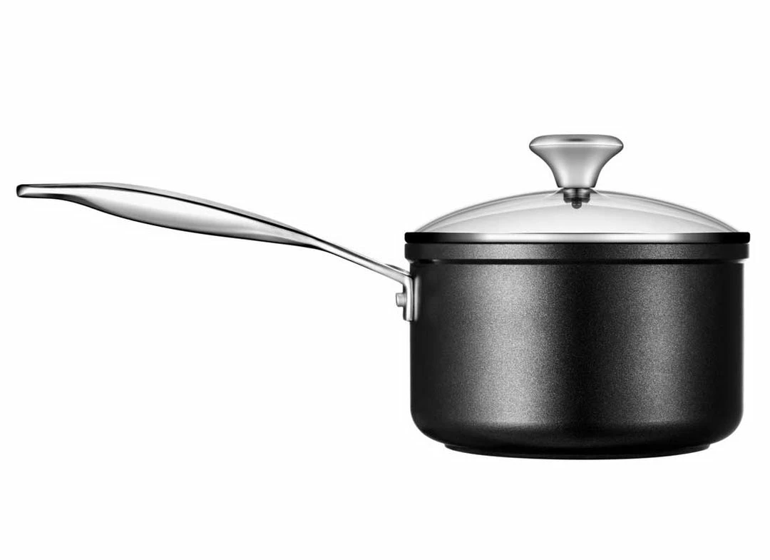 Brand new π Le Creuset Saucepans Le Creuset 3 Quart Toughened Nonstick Pro Saucepan W/Glass Lid π 2 Le Creuset Saucepans Le Creuset 3 Quart Toughened Nonstick Pro Saucepan W/Glass Lid