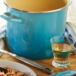 Le Creuset Stockpots & Tea Kettles Le Creuset 10 Quart Stockpot
