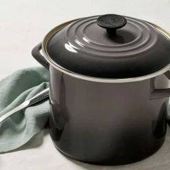 Le Creuset Stockpots & Tea Kettles Le Creuset 10 Quart Stockpot