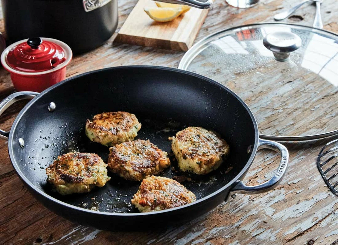 Hot Sale π Le Creuset 4 Quart Toughened Nonstick Pro Braiser W/Glass Lid π₯° 2 Le Creuset 4 Quart Toughened Nonstick Pro Braiser W/Glass Lid